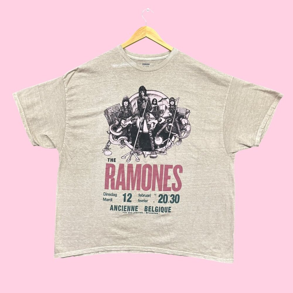 The Ramones Belgique Live Punk Rock Band Oversized Tee 2X